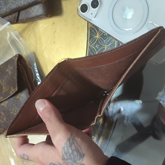 Louis Vuitton Wallet Perfect Christmas Gift  monogram bifold cardholder - Picture 6 of 9